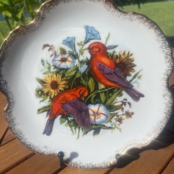 Vintage Japanese Hand Painted  Bird Plate with Scalloped Edges and 22kt Gold. - Picture 3 of 7